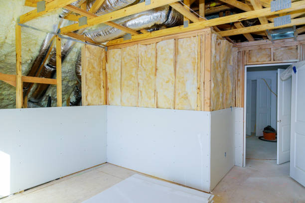 Best Fiberglass Insulation  in Cedar Grove, FL